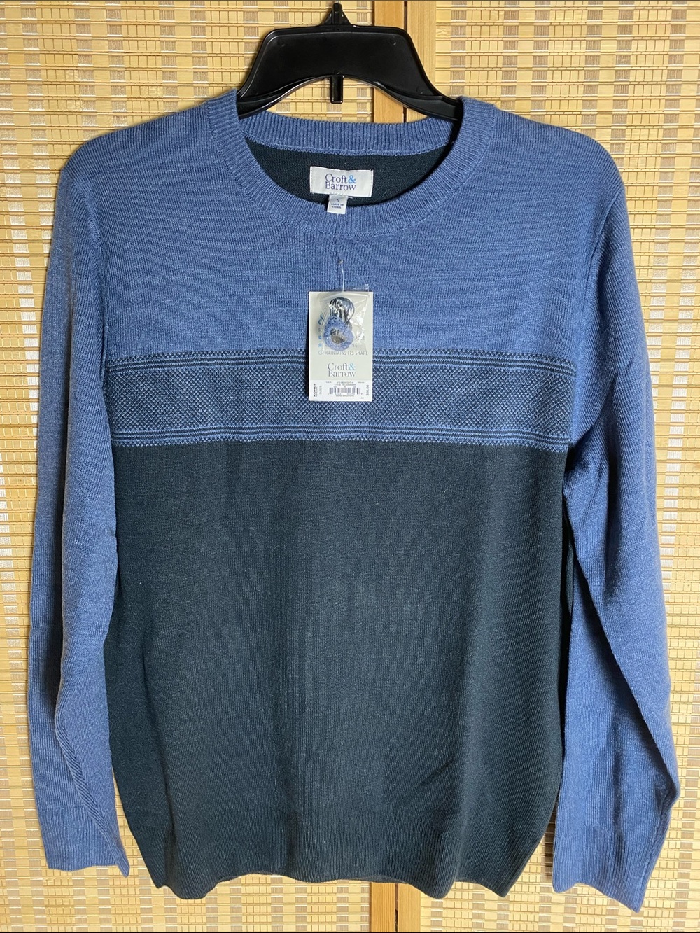 Croft Barrow Sweater Mens Small Blue Colorblock Easy Care Lightweight Pullover